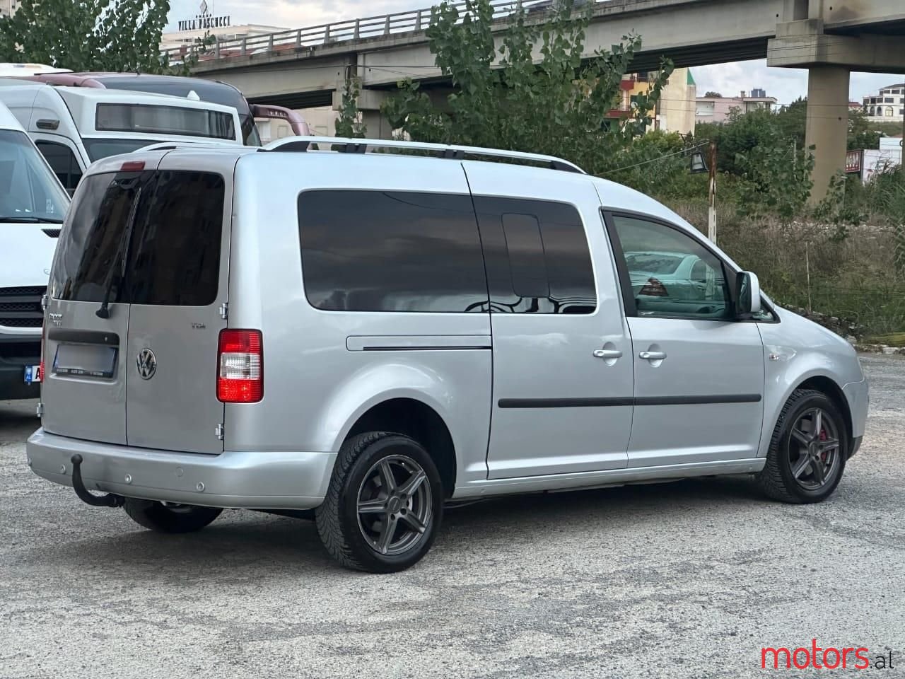 2010' Volkswagen Caddy photo #5