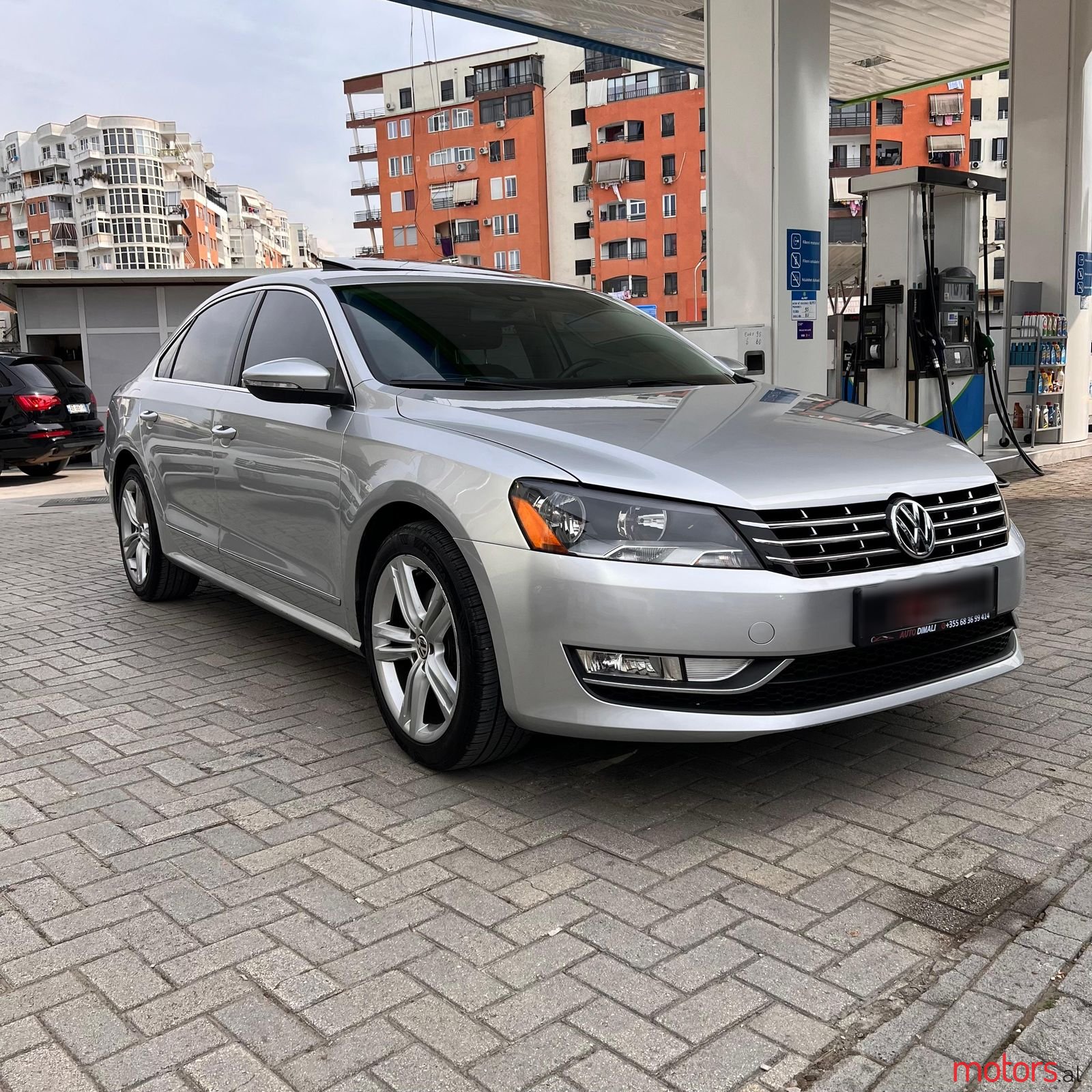 2015' Volkswagen Passat photo #4