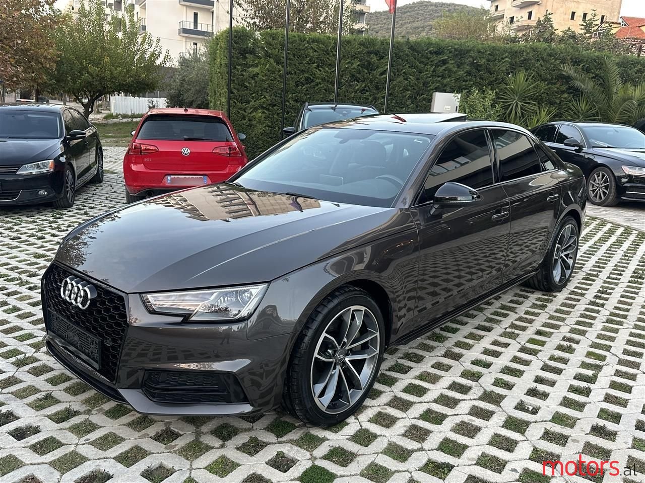 2018' Audi A4 photo #1