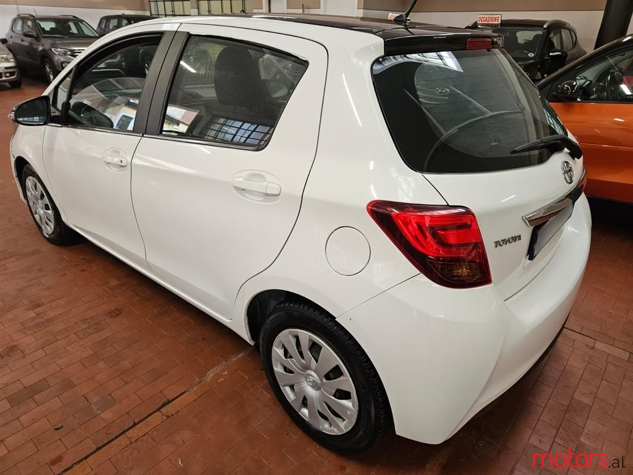 2015' Toyota Yaris photo #3