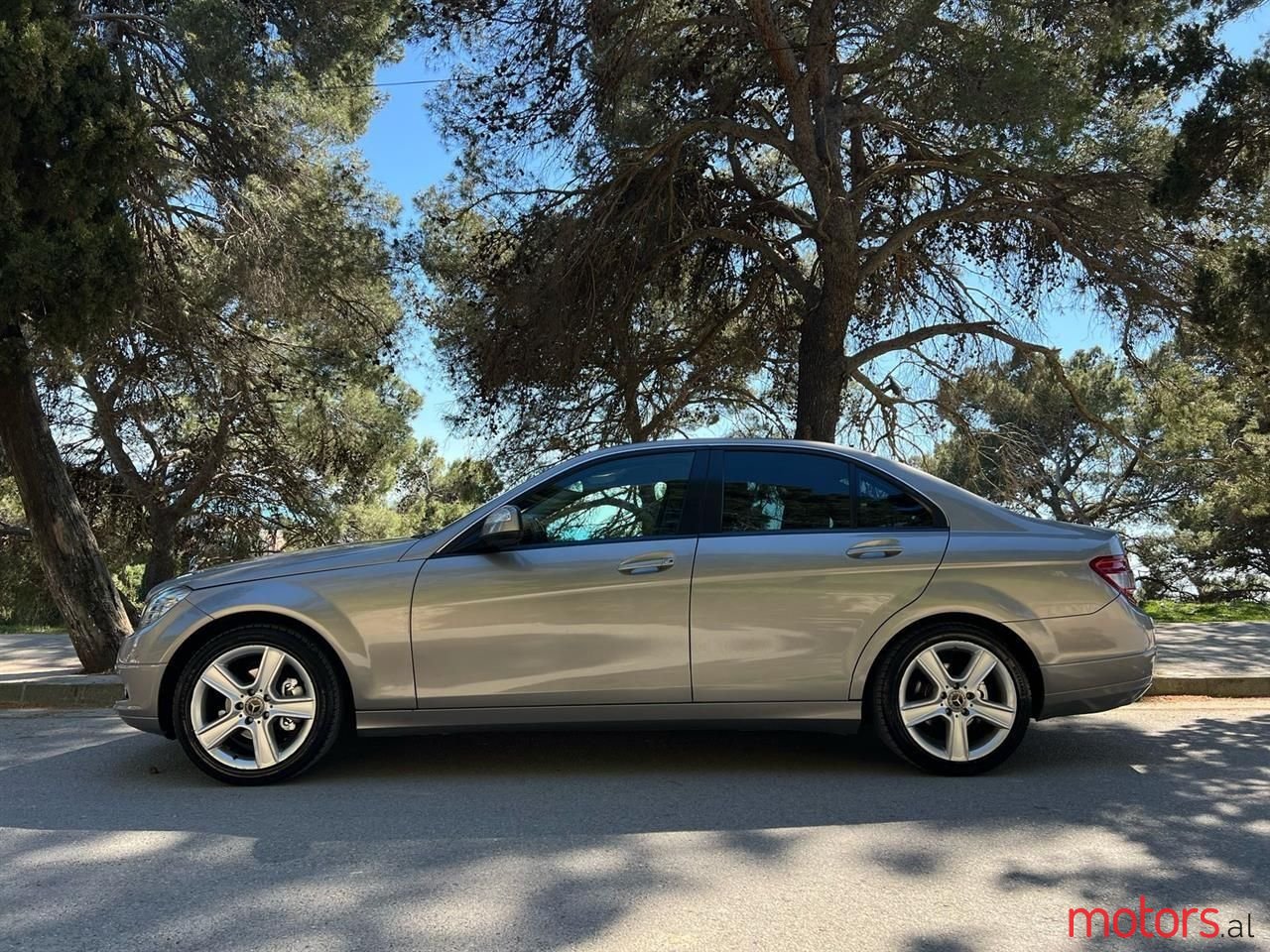 2008' Mercedes-Benz C 180 photo #1