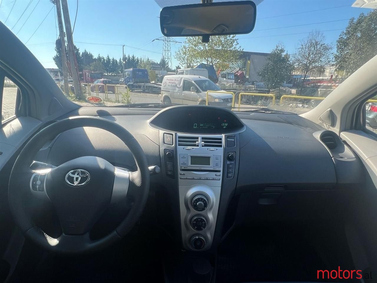 2007' Toyota Yaris photo #6