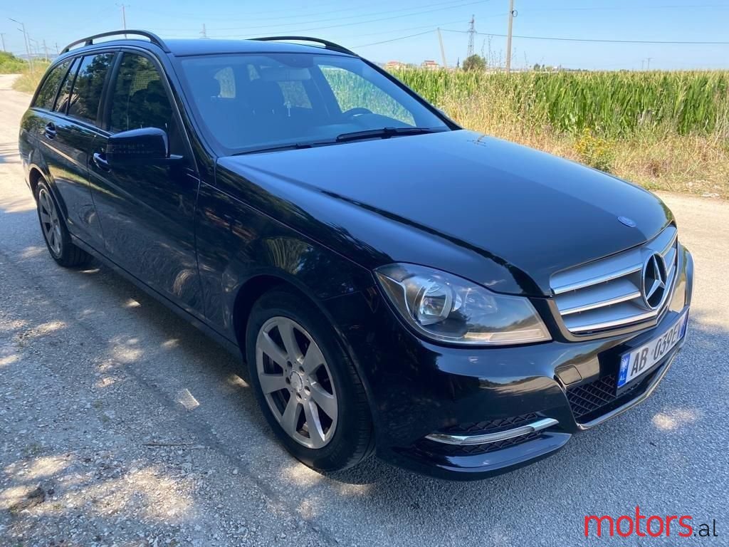 2014' Mercedes-Benz C 180 photo #1