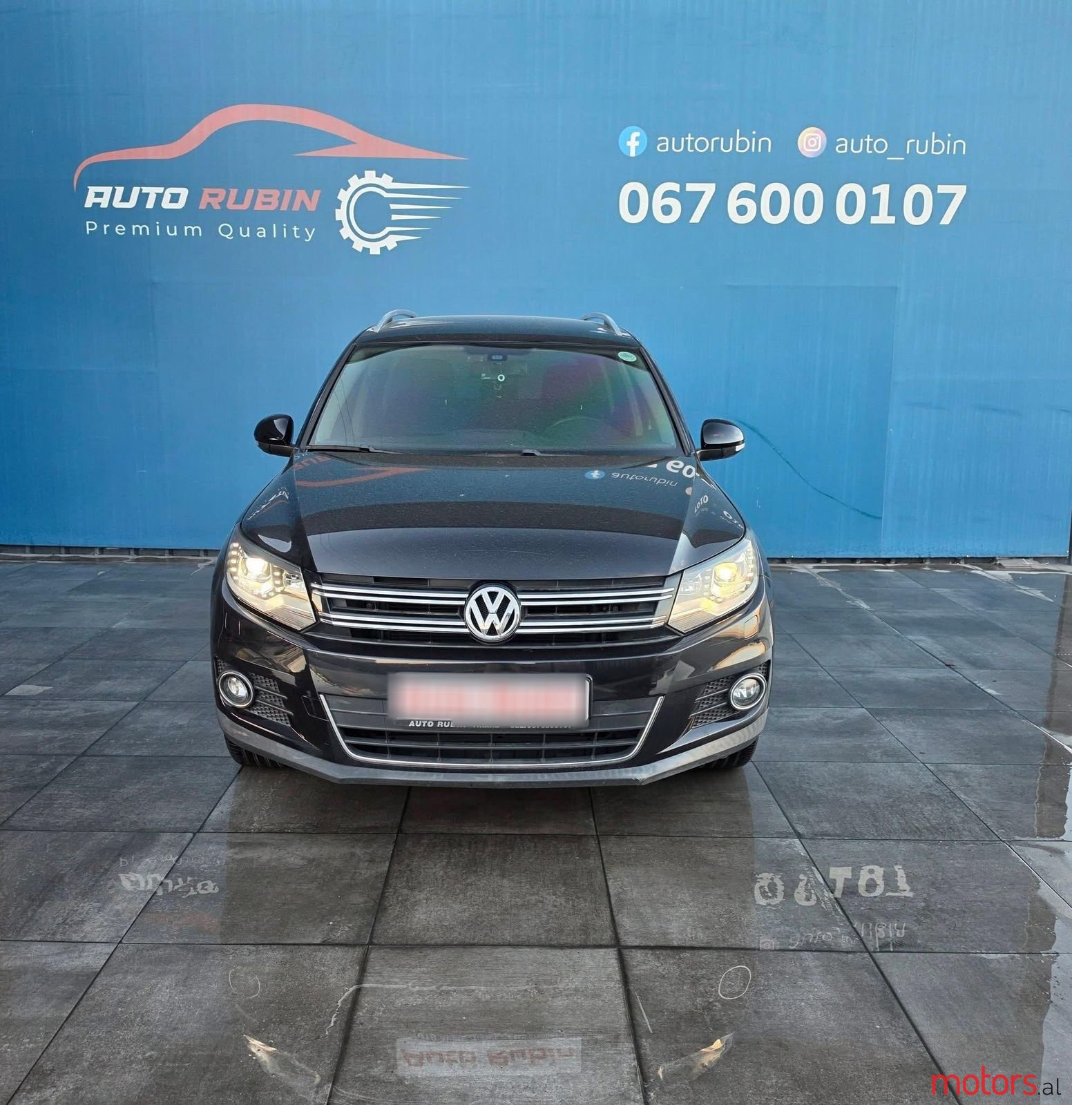 2013' Volkswagen Tiguan photo #1