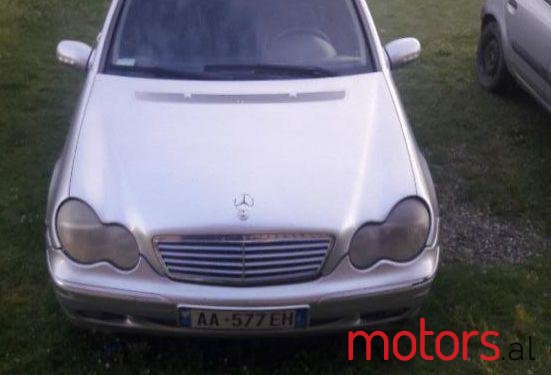 2004' Mercedes-Benz C-Class photo #1