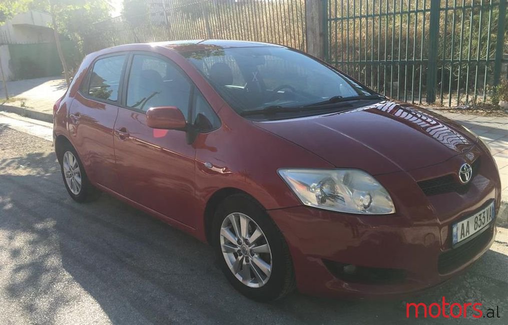 2008' Toyota Auris photo #1