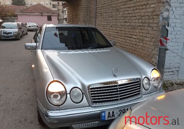 1997' Mercedes-Benz E-Class photo #1
