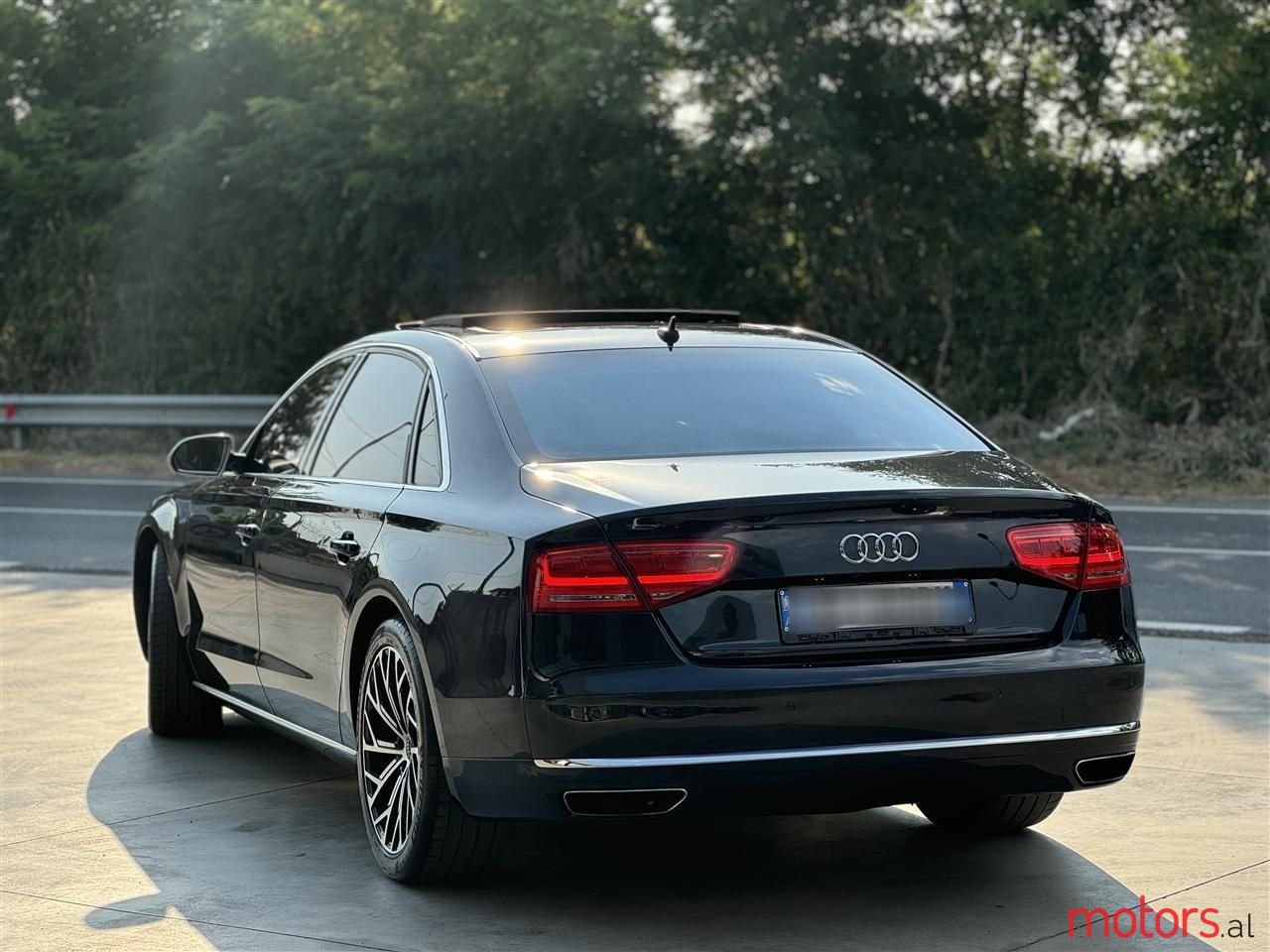 2011' Audi A8 photo #3