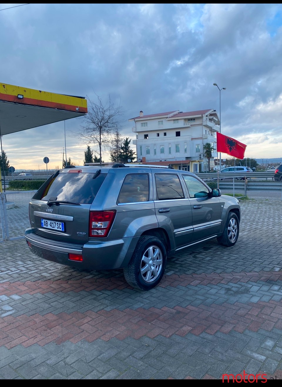 2007' Jeep Grand Cherokee photo #6