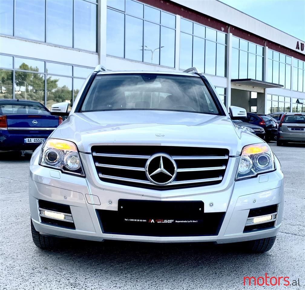 2012' Mercedes-Benz GLK 250 photo #1