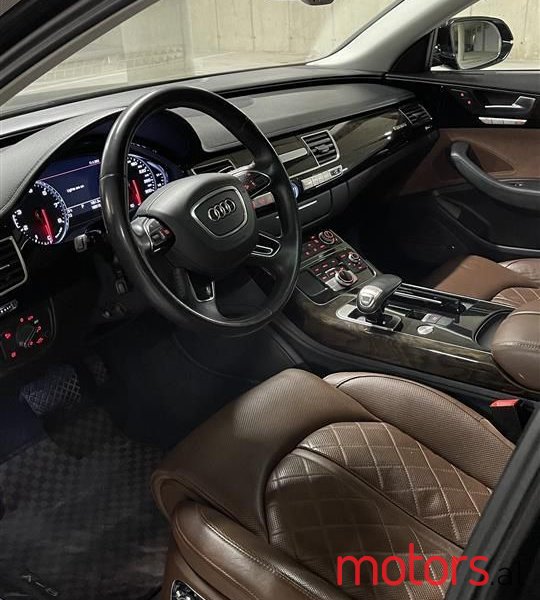 2013' Audi A8 photo #6
