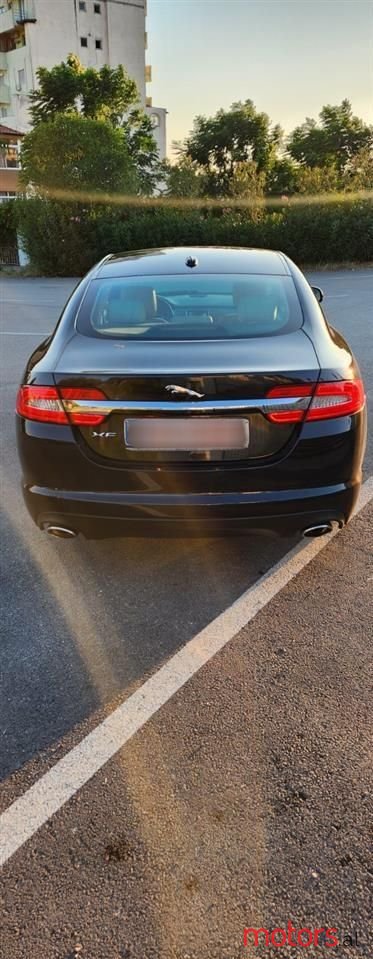 2012' Jaguar XF photo #2