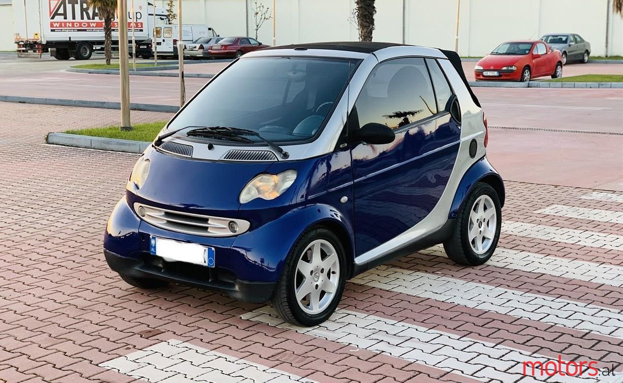 2001' Smart Fortwo photo #1