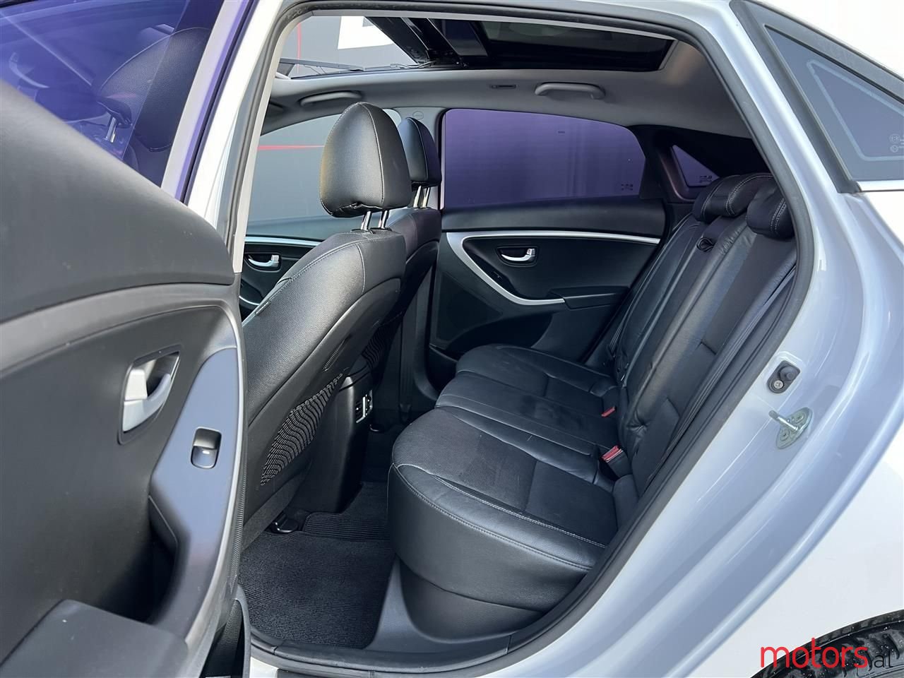 2012' Hyundai i30 photo #4