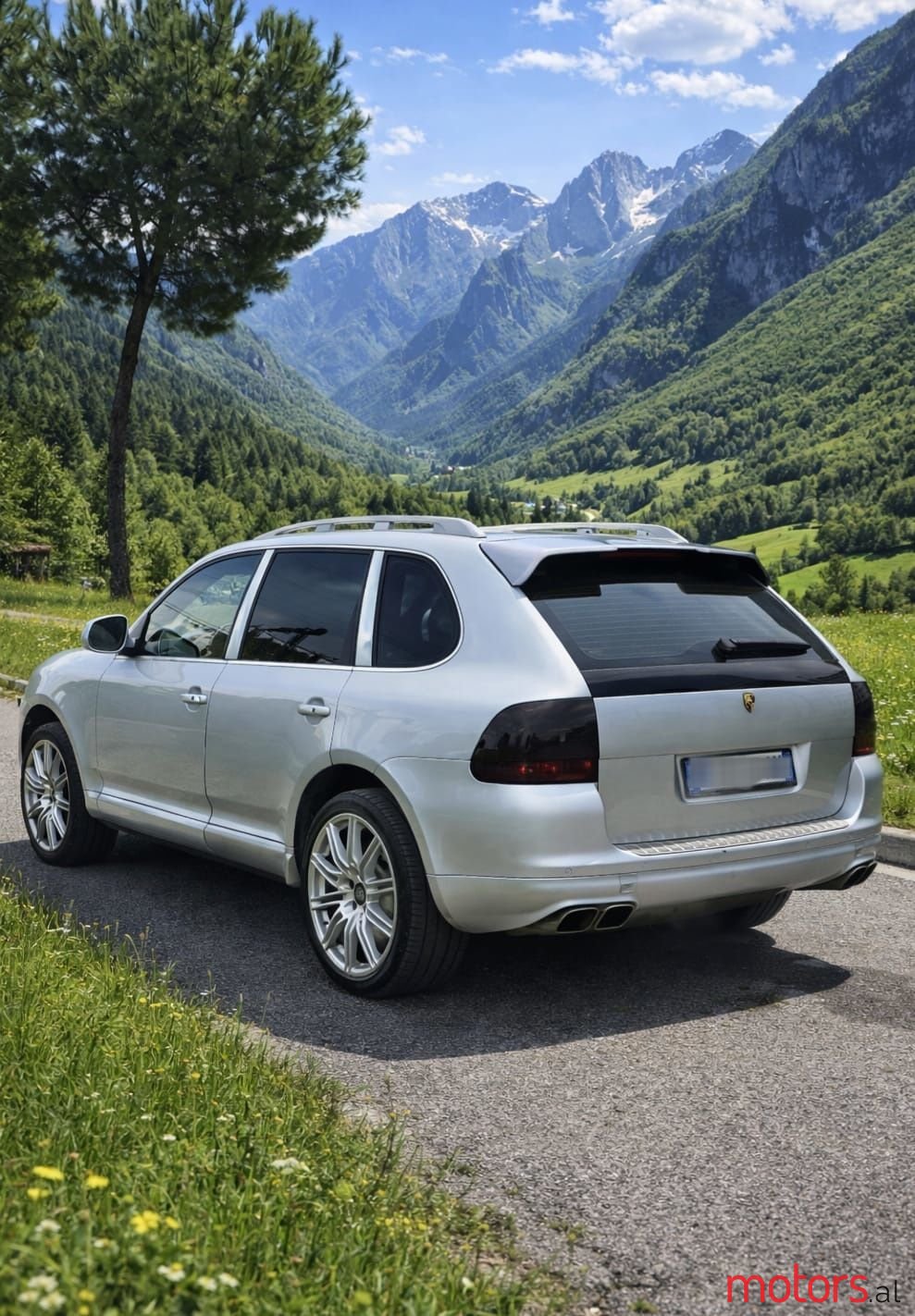 2007' Porsche Cayenne photo #5