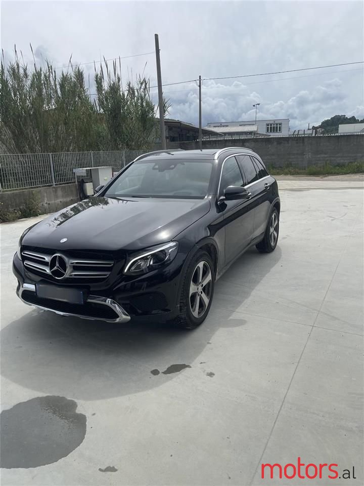 2016' Mercedes-Benz CLC 220 photo #6