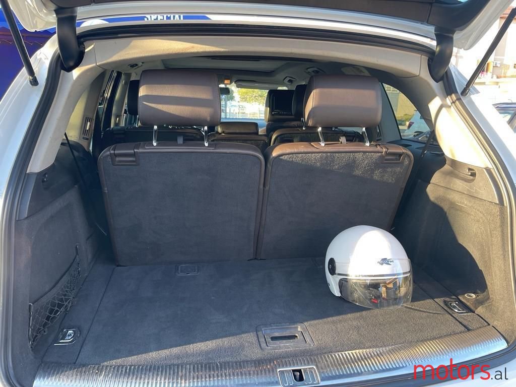 2011' Audi Q7 photo #5