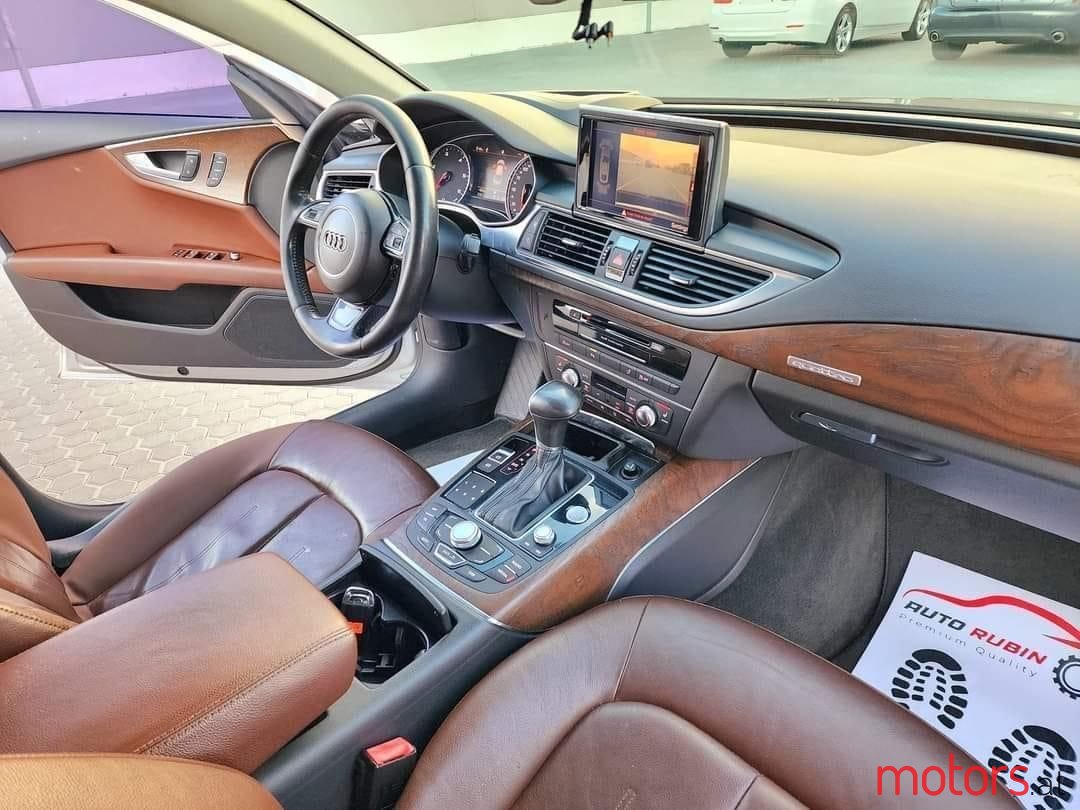 2014' Audi A7 photo #6