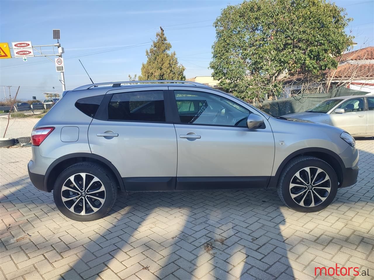 2012' Nissan Qashqai photo #2