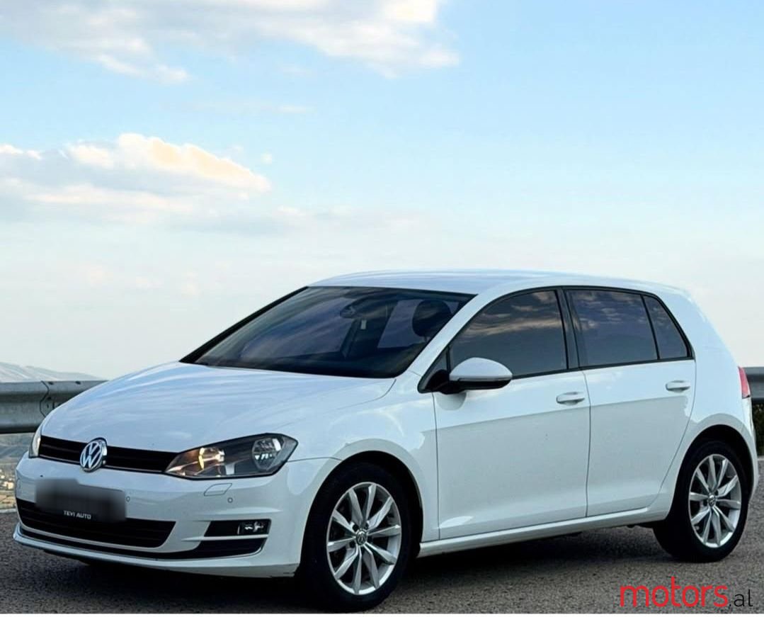 2014' Volkswagen Golf photo #2