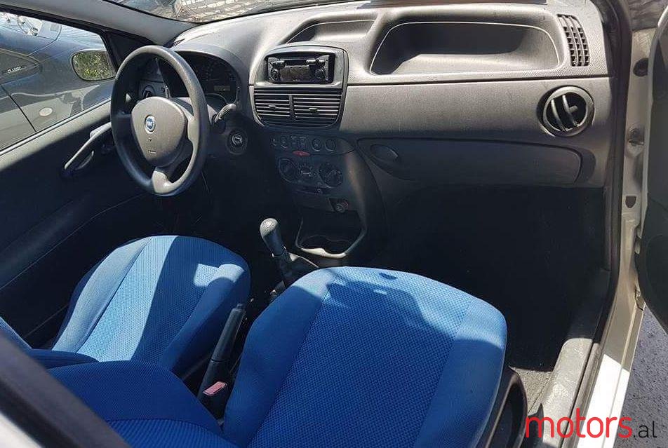 2007' Fiat Punto Evo photo #1