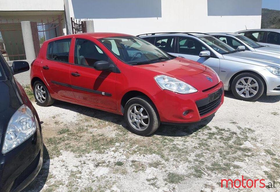 2009' Renault Clio photo #1