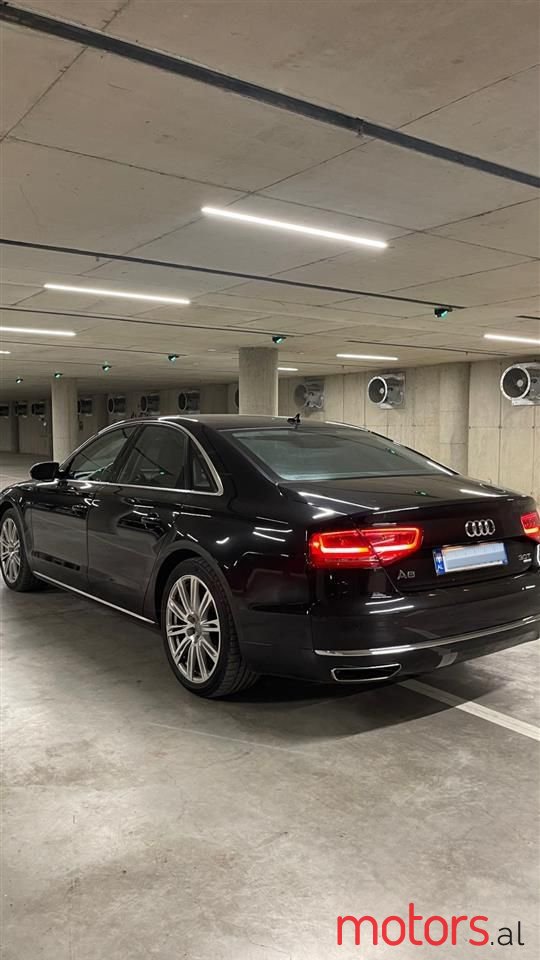 2013' Audi A8 photo #5