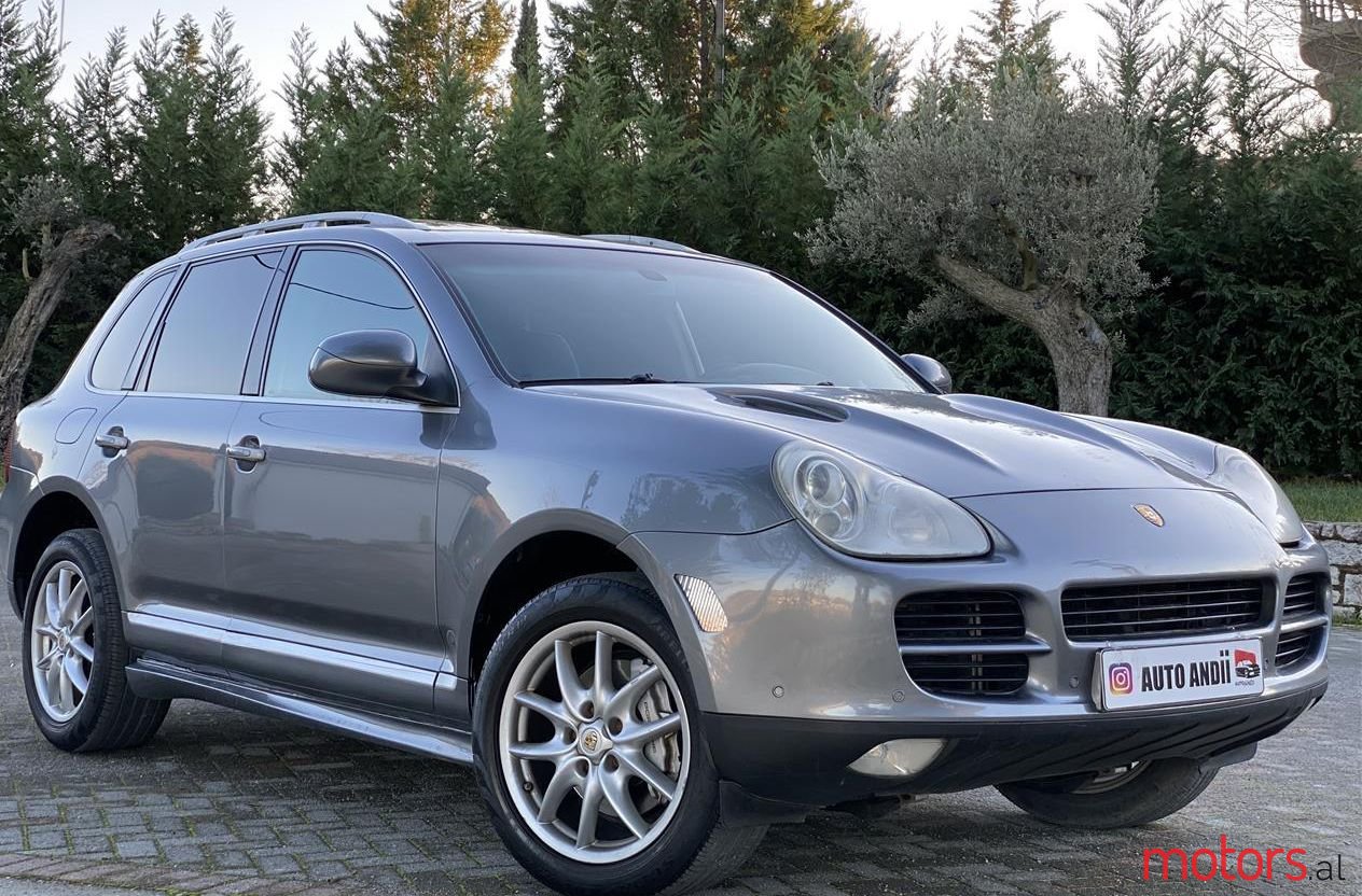 2007' Porsche Cayenne photo #1