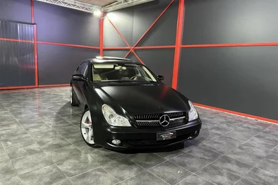 2009' Mercedes-Benz CLS 280