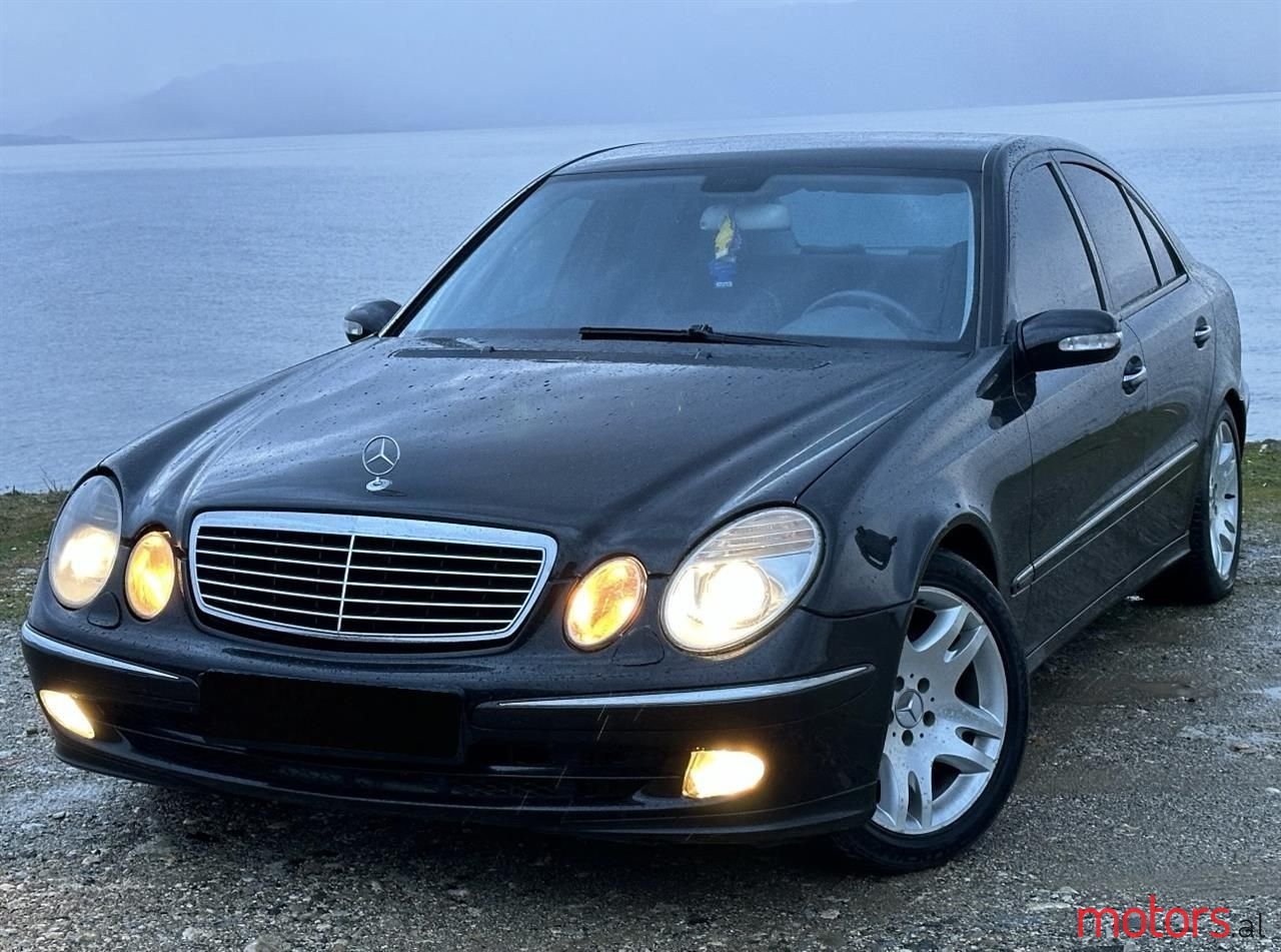 2005' Mercedes-Benz E 240 photo #1