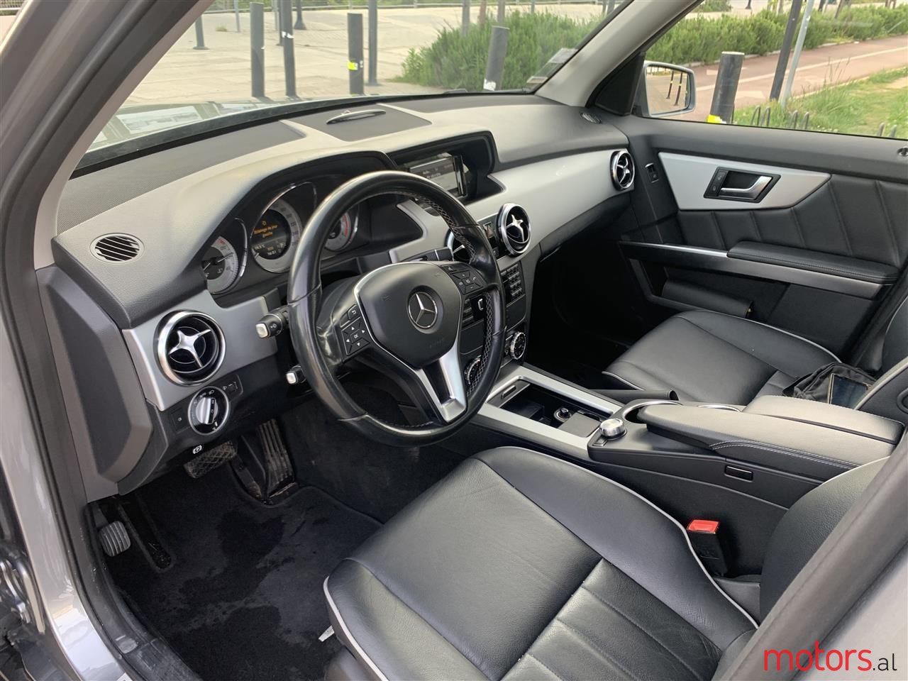 2015' Mercedes-Benz GLK 220 photo #3