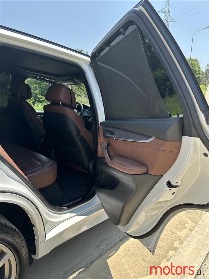 2015' BMW X5 photo #4