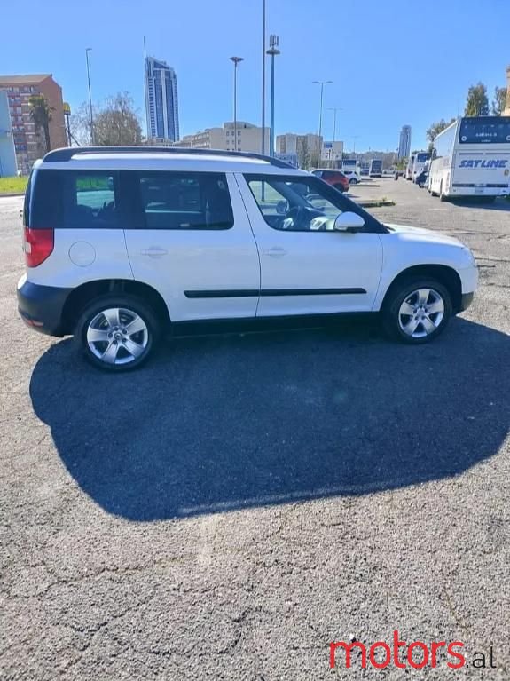 2011' Skoda Yeti photo #2
