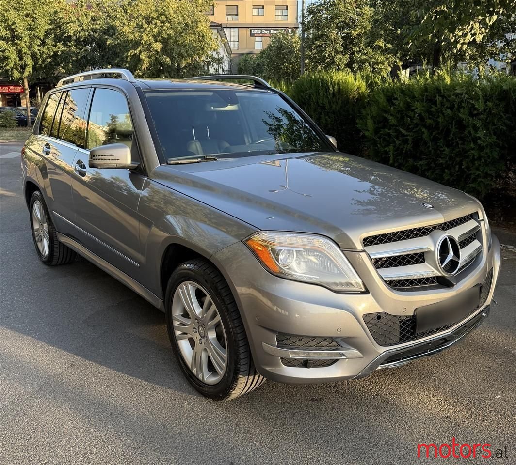 2015' Mercedes-Benz GLK 250 photo #2