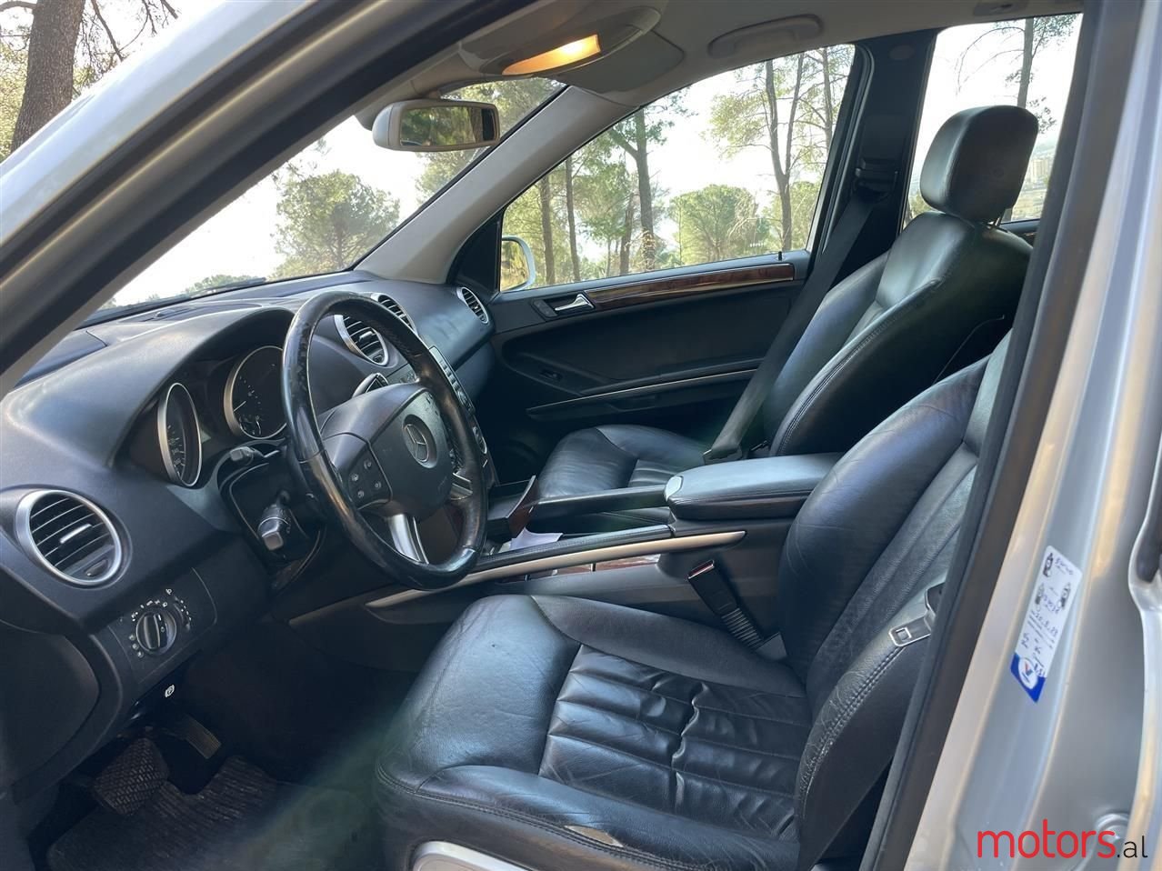 2006' Mercedes-Benz 320 photo #4