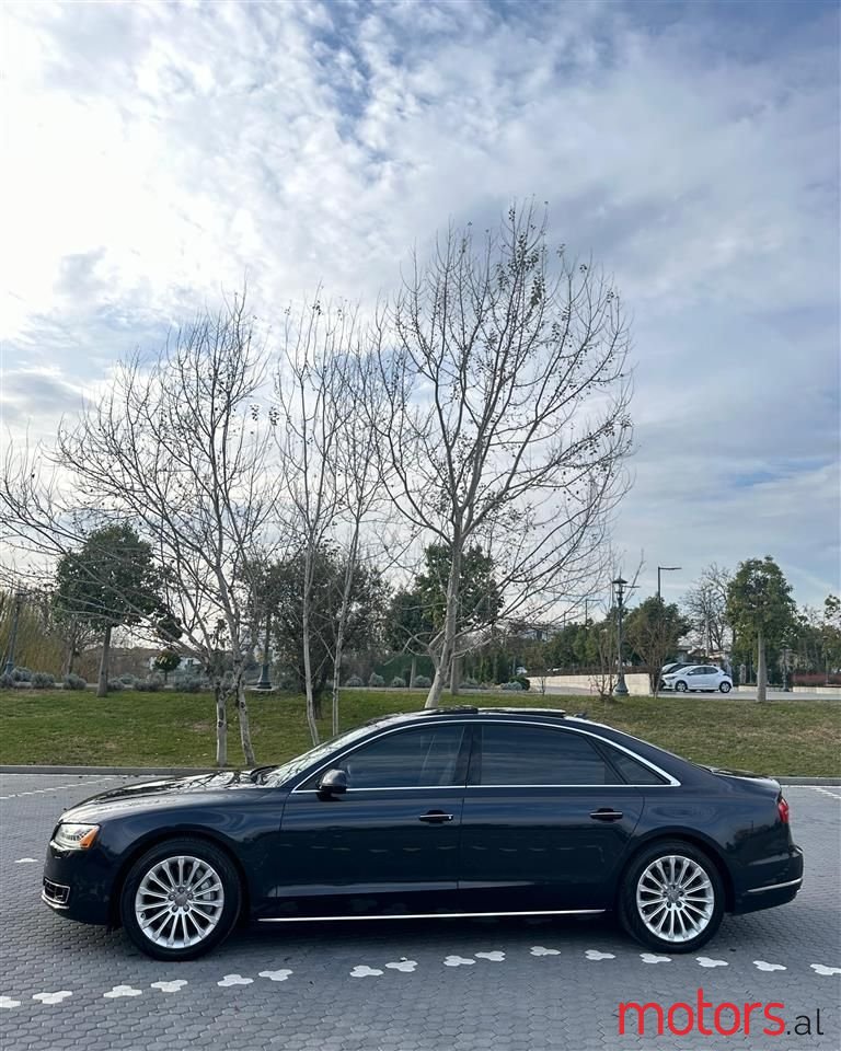 2015' Audi A8 photo #2