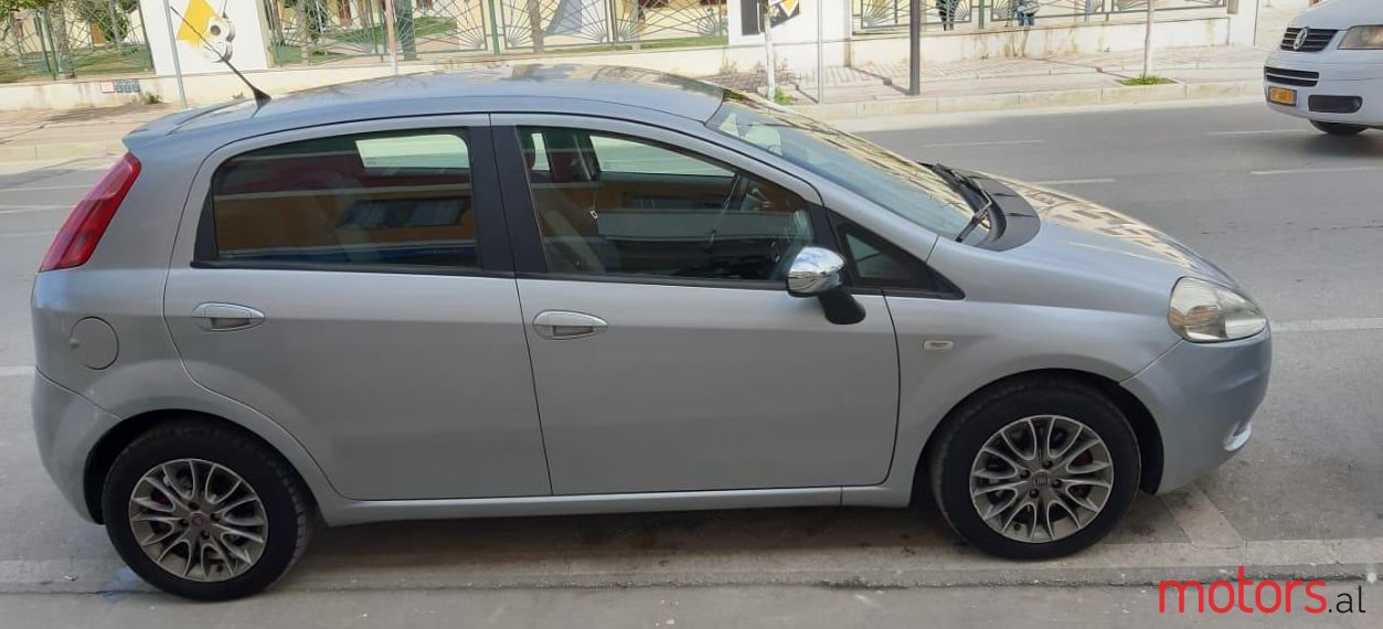 2006' Fiat Punto photo #1