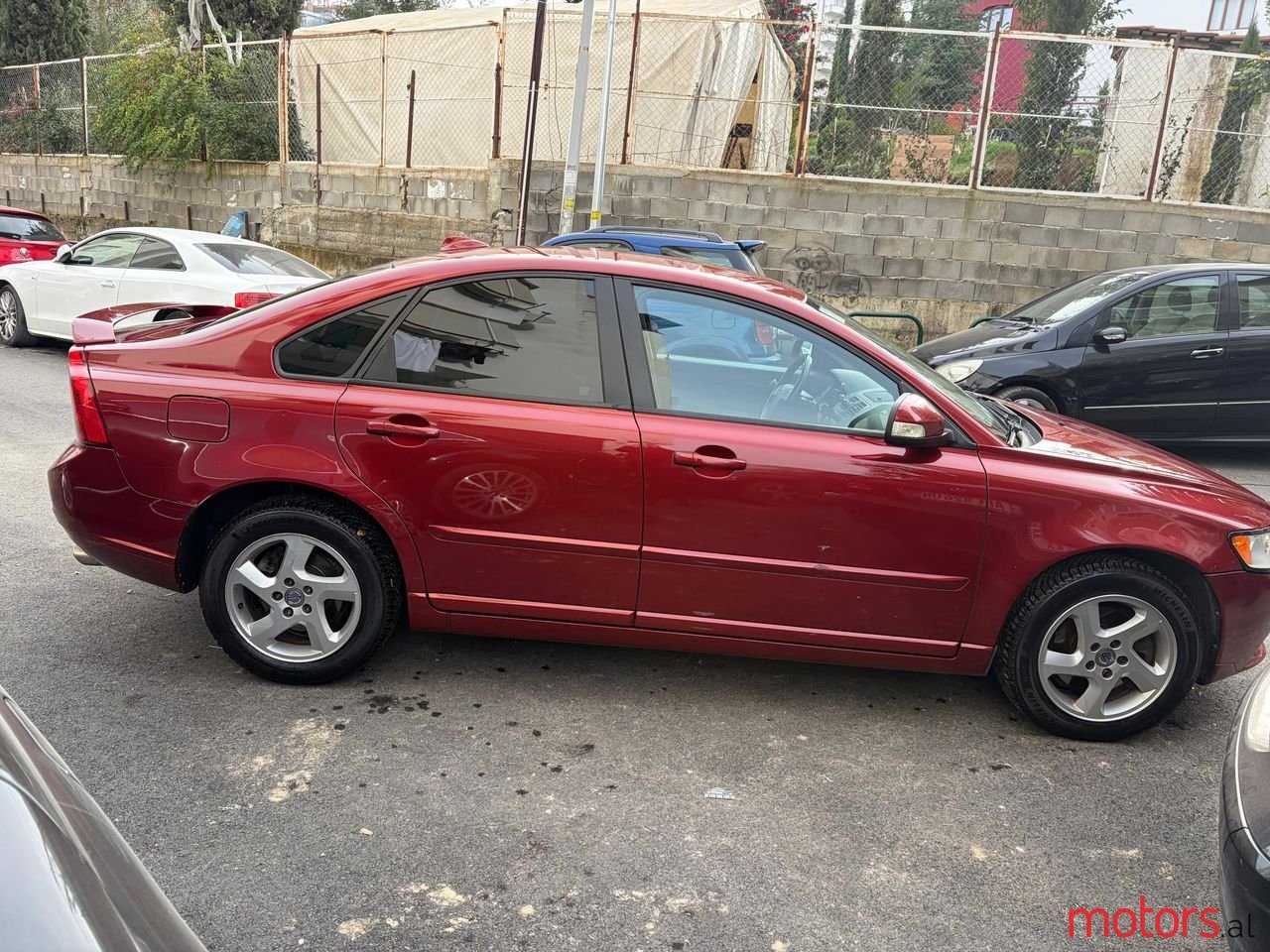 2011' Volvo S40 photo #3