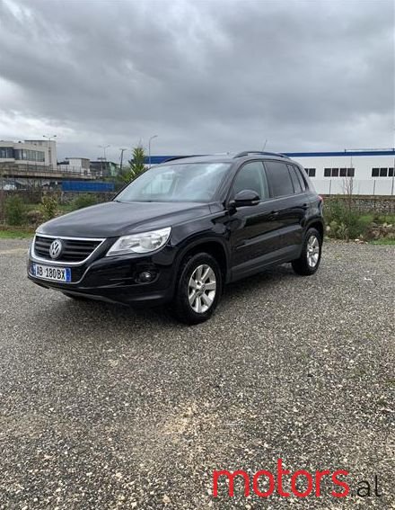 2008' Volkswagen Tiguan photo #1