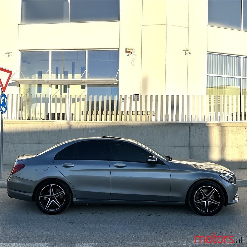 2016' Mercedes-Benz C 220 photo #4