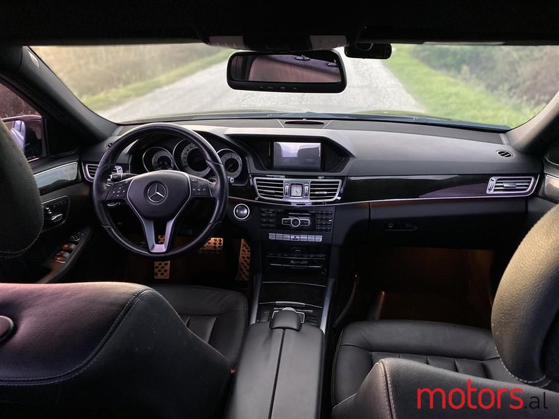 2014' Mercedes-Benz E 220 photo #4