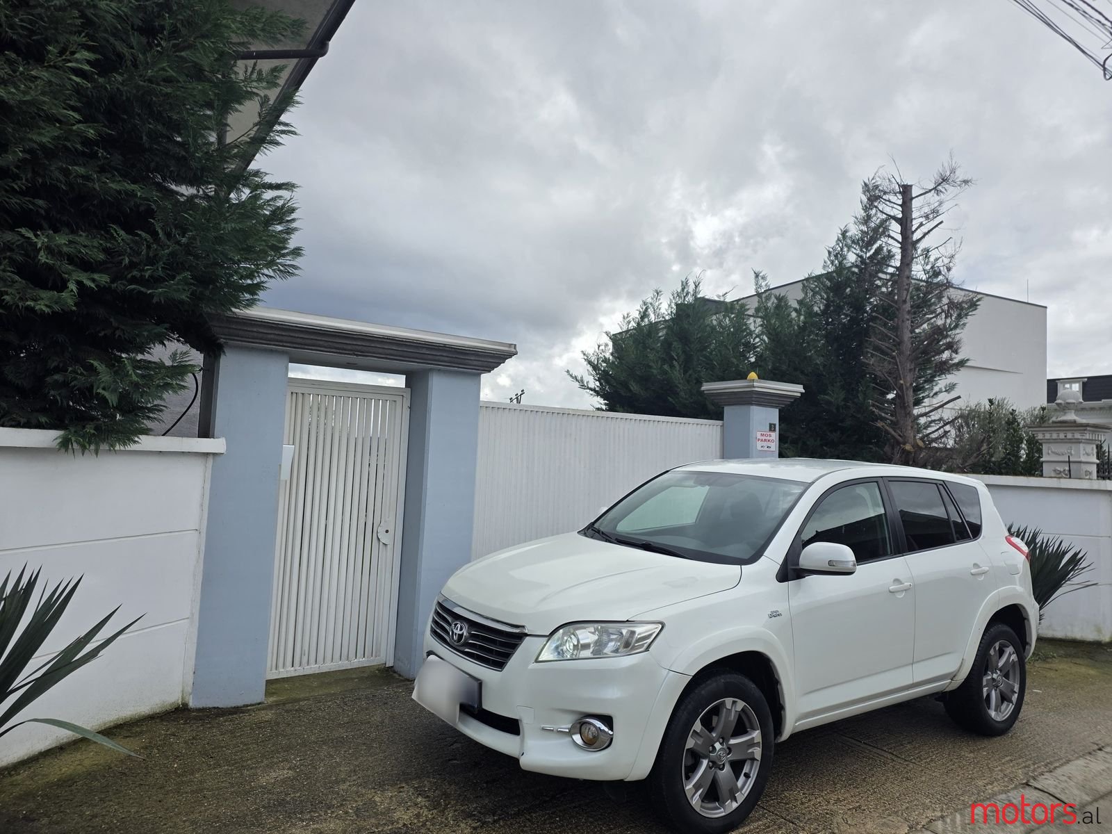 2008' Toyota RAV4 photo #3