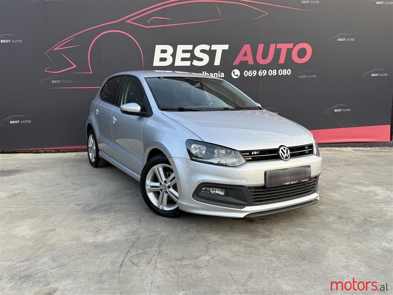 2013' Volkswagen Polo photo #1