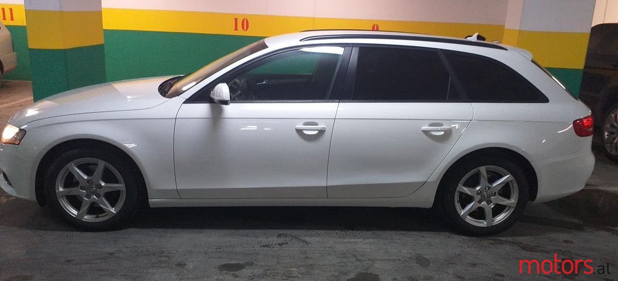 2010' Audi A4 photo #1