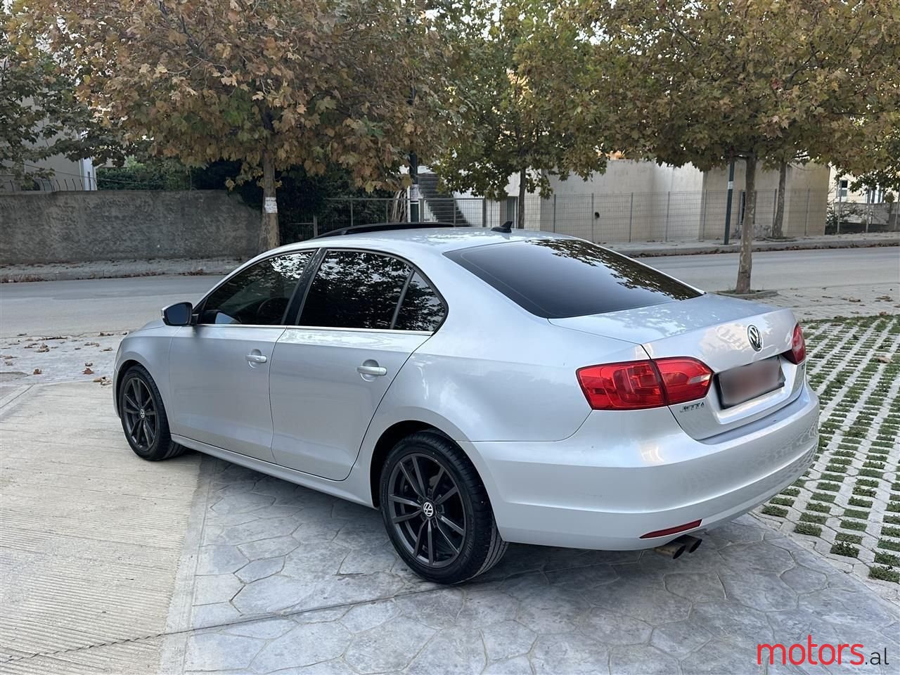 2013' Volkswagen Jetta photo #3