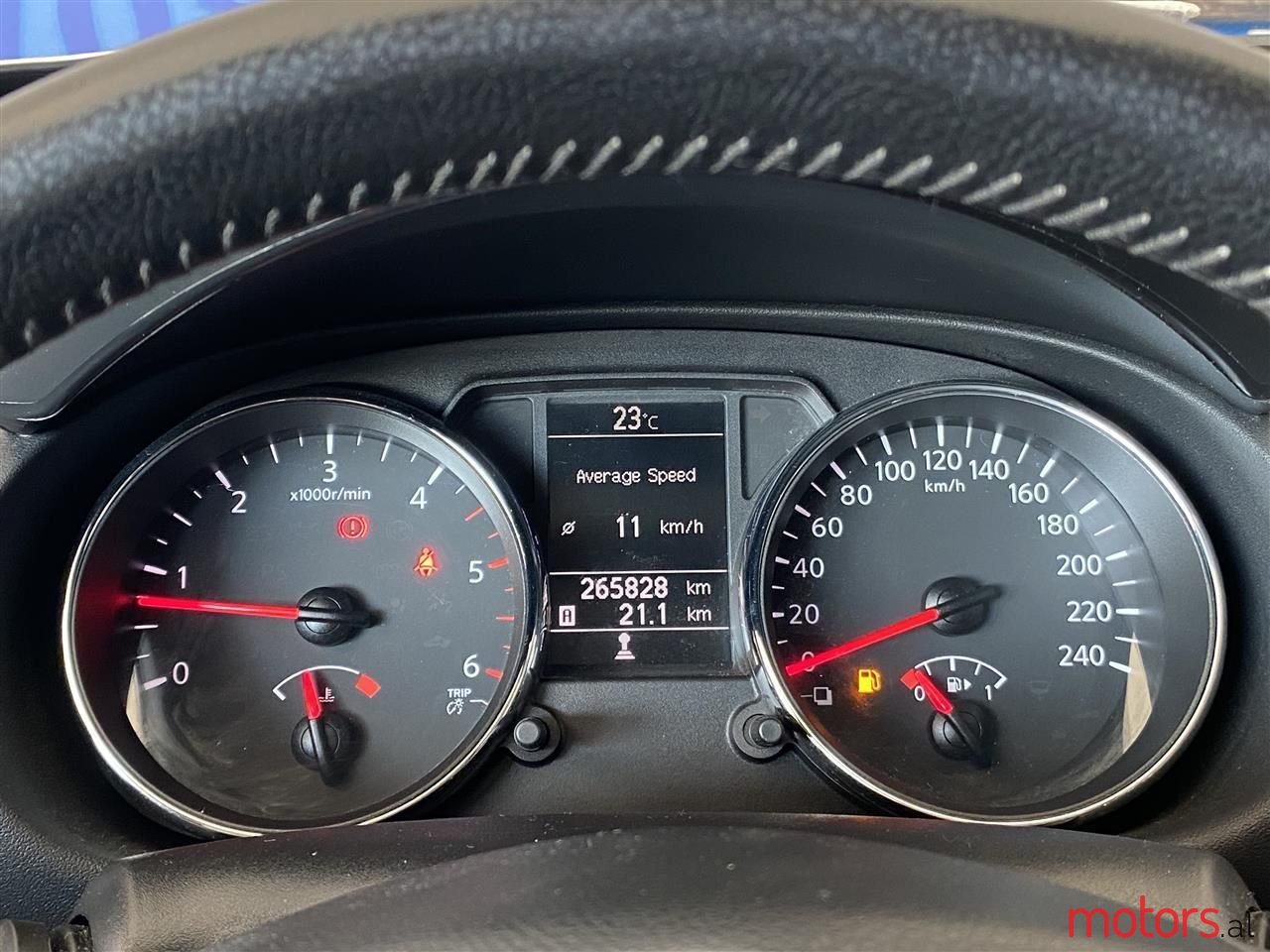 2011' Nissan Qashqai photo #2