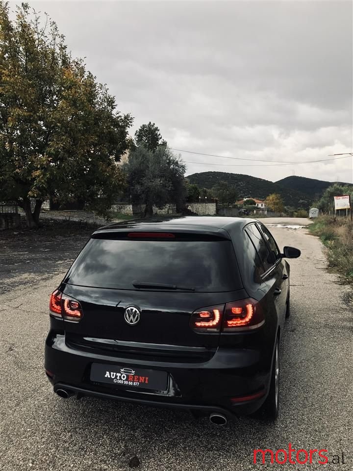 2010' Volkswagen Golf photo #5