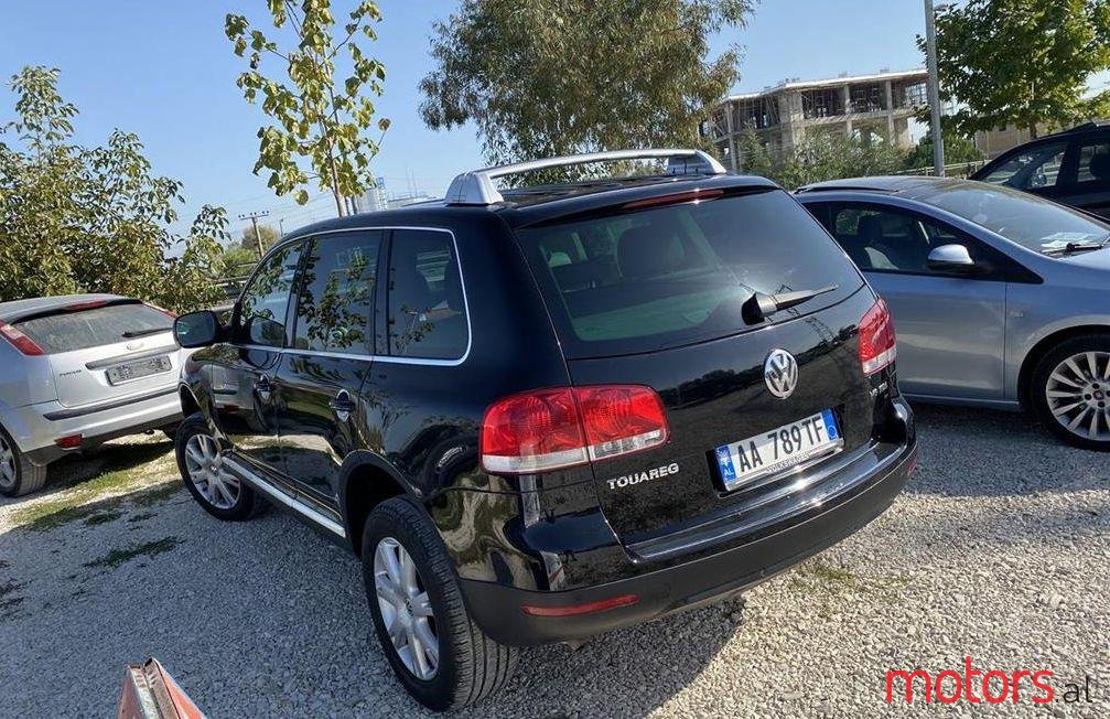 2006' Volkswagen Touareg photo #1