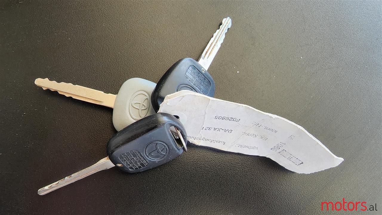 2007' Toyota Corolla photo #2