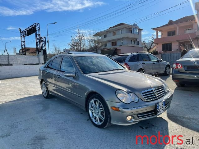 2007' Mercedes-Benz C-Class photo #2
